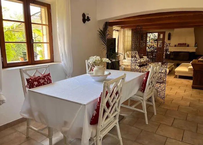 Magnifique villa en pierre au calme absolu